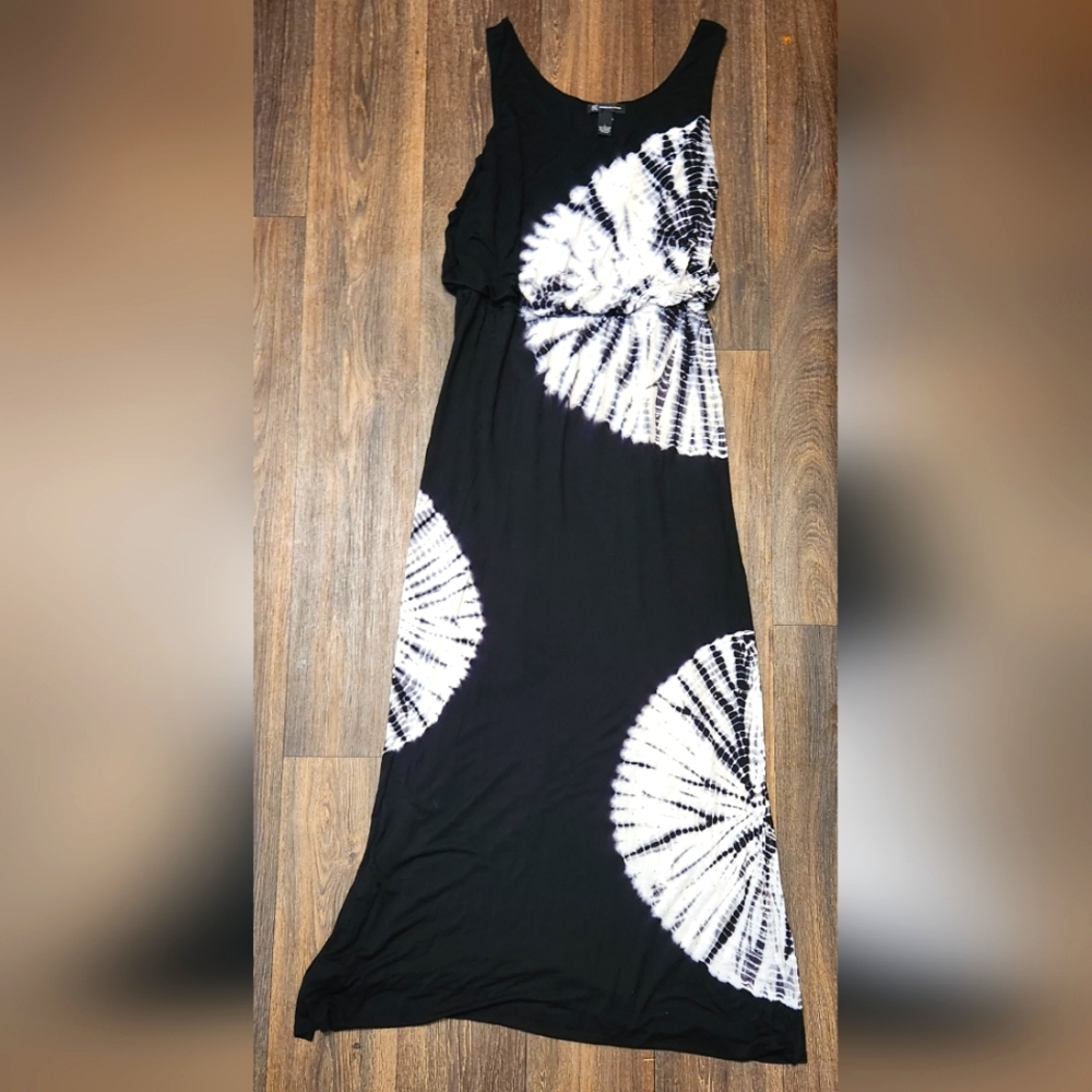 INC Black and White Tie-dye Maxi Dress